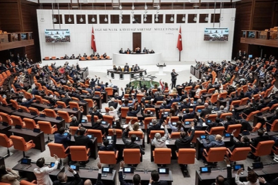 AK Parti'nin raporu TBMM’ye teslim edildi