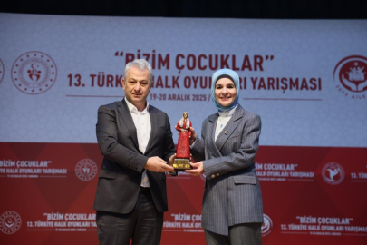 Bakanı Göktaş, Halk Oyunları Yarışması açılışına katıldı