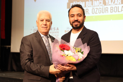 Başkan Bozbey’den gençlere ‘Hayal kurun’ tavsiyesi