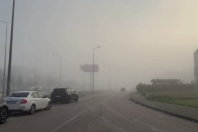 Bursa - Balıkesir yolunda yoğun sis etkili oldu