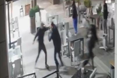 Bursa'da baba-oğuldan kan donduran saldırı