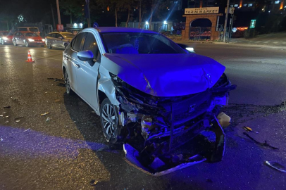 Bursa'da kavşakta feci kaza: 1 ağır yaralı