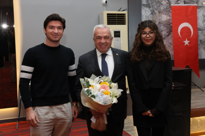 Başkan Özdemir: Gençler misafir değil, karar ortağı