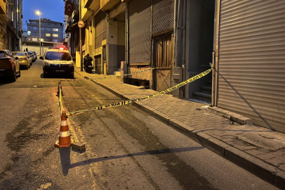 Cam silerken 3. kattan düşen kadın ağır yaralandı