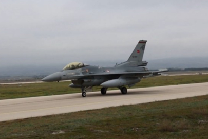 Karadeniz semalarında Türk Hava Kuvvetleri'nden eğitim uçuşu