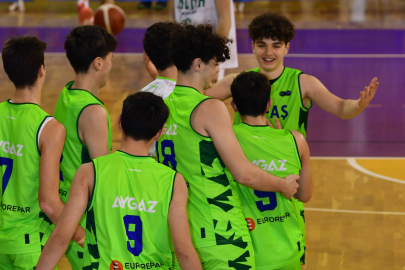 TOFAŞ Yıldız B Takımı turnuva ikincisi