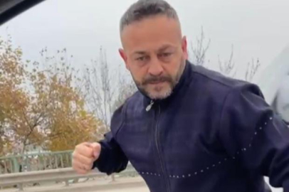 Bursa'da meclis üyesini sıkıştırıp, aracı yumrukladı… O anlar kamerada