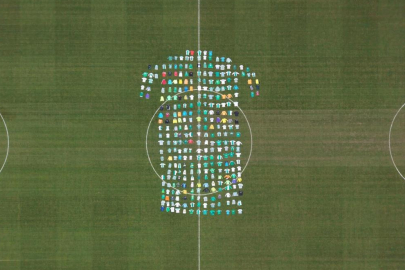 Timsah Arena'da 300 koleksiyonluk formayla dev koreografi