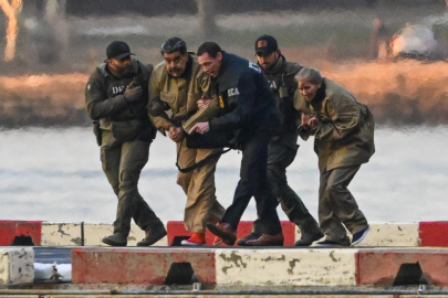 Venezuela'nın devrik lideri Maduro ve eşi hakim karşısında