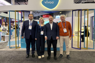 Varank, CES'teki Türk girişimcileri ziyaret etti