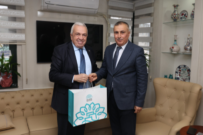 Başkan Özdemir’den İl Milli Eğitim Müdürü Çokgezer’e ziyaret