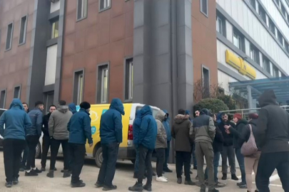 Bursa'da PTT'de iş bırakma eylemi