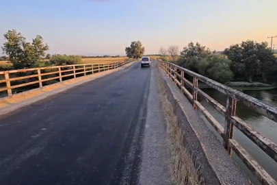 Bursa'da beşik gibi sallanan köprü yıkılıyor