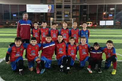 Cudi Futbol Akademi Bursa’da zirveye koşuyor