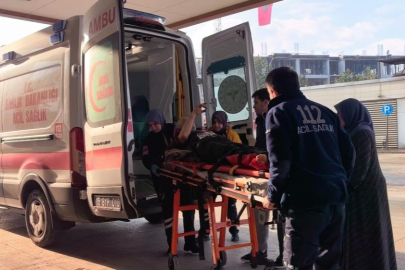 Bursa'da inşaat demirlerinin altında kalan işçi yaralandı