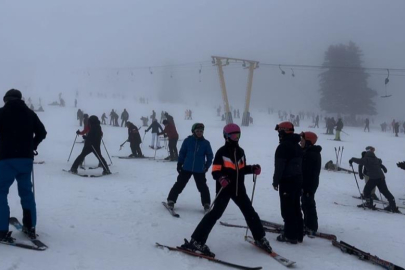 Sömestir tatilinde Uludağ’a büyük ilgi, pistler hınca hınç doldu