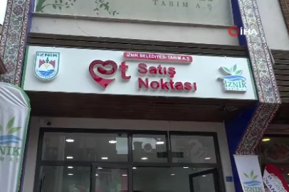 İznik'te yüzde 50 indirimli etler kapışıldı