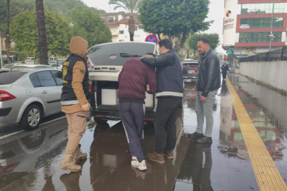 Özbek kadınları fuhuşa zorlayan 2 kişi tutuklandı