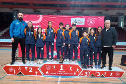 Badmintonda Osmangazi rüzgarı