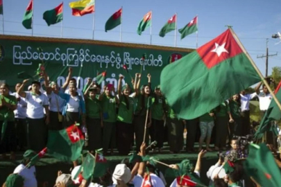 Genel seçimin galibi ordu destekli USDP oldu