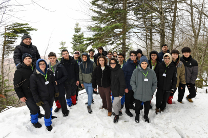 Osmangazi’de Dijiders öğrencilerine Uludağ kampı