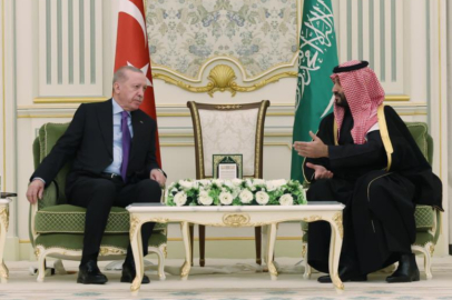 Cumhurbaşkanı Erdoğan, Suudi Arabistan Veliaht Prensi Selman ile bir araya geldi