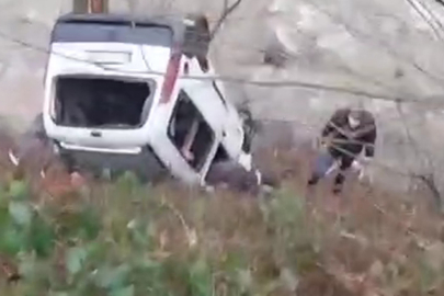 Kamyonet dereye yuvarlandı: 1 ölü, 1 yaralı