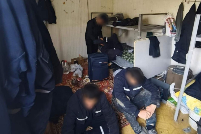 Bursa'da göçmen kaçakçılığına yönelik operasyon: 13 şahıs yakalandı