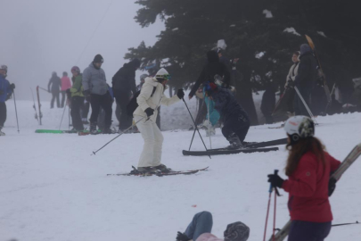 Uludağ'da rekor yoğunluk: 47 bin araç giriş yaptı
