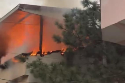 Bursa'da yangında daire alev topuna döndü