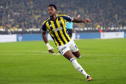 Jhon Duran, Fenerbahçe'de 6 ay kaldı