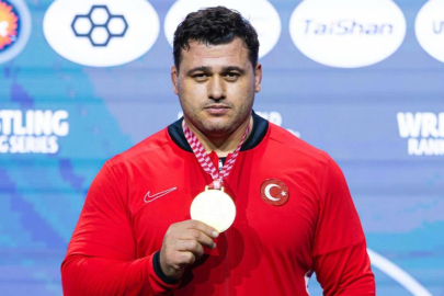 Rıza Kayaalp'ten Zagreb'de altın madalya