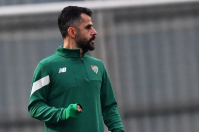 Bursaspor'da Kırklarelispor mesaisi devam etti