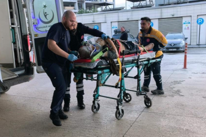 Bursa'da devrilen tankerin sürücüsü kurtarılamadı