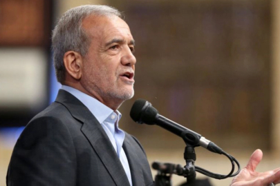 Pezeşkiyan: Bin dolar maaş alıyorum