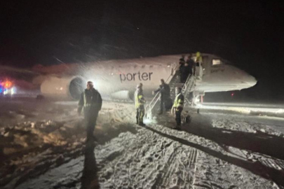 Kanada'da yolcu uçağı karda kayarak pistten çıktı