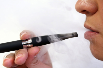 Uzmanından elektronik sigara uyarısı
