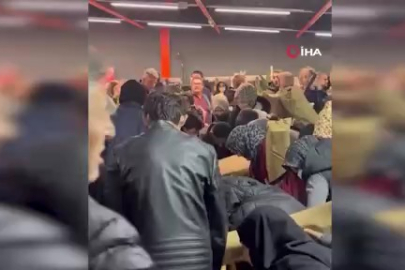 Bursa'da 100 TL’lik indirim izdihamı: Birbirlerini ezdiler