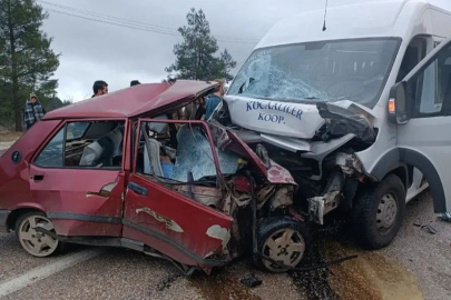 Korkunç kazada can pazarı: 2 ölü, 4 yaralı