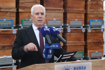 Büyükşehir'den arıcılara kovan desteği