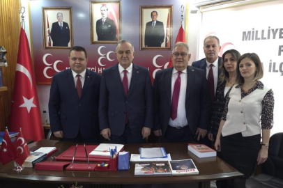 MHP’li Akçay: CHP cinnet geçiriyor