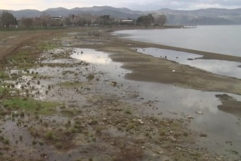 İznik Gölü 200 metre çekildi