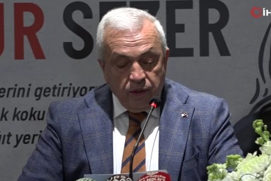 Nilüfer’de yılın yazarı emeğin ve sokağın şairi Sennur Sezer