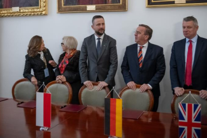 Kosiniak-Kamysz: Uygun şekilde tepki vermeliyiz