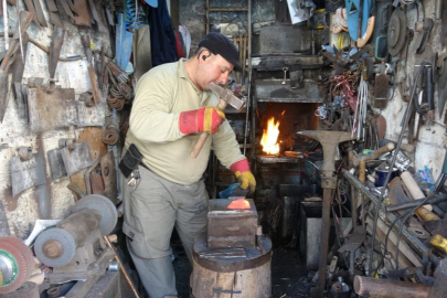 Çekiç sesleri azaldı, ustalar yalnız kaldı