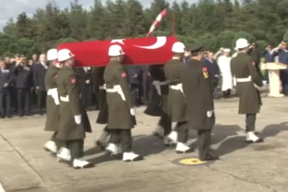 Şehit F-16 pilotunun cenazesi memleketine uğurlandı