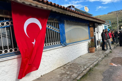 Şehit pilotun İzmir'deki evinde yas