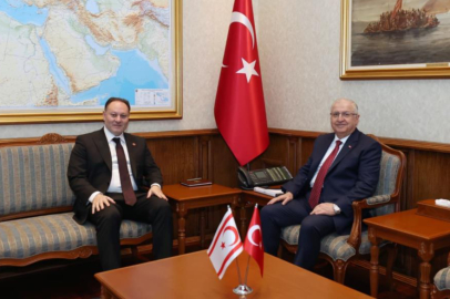 Bakan Güler, KKTC Meclis Başkanı Öztürkler ile görüştü