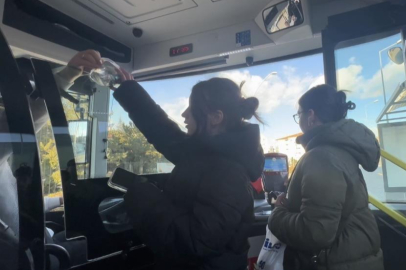 Otobüs şoföründen yürekleri ısıtan hareket