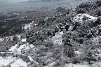 Uludağ'ın zirvesine jandarma engeli